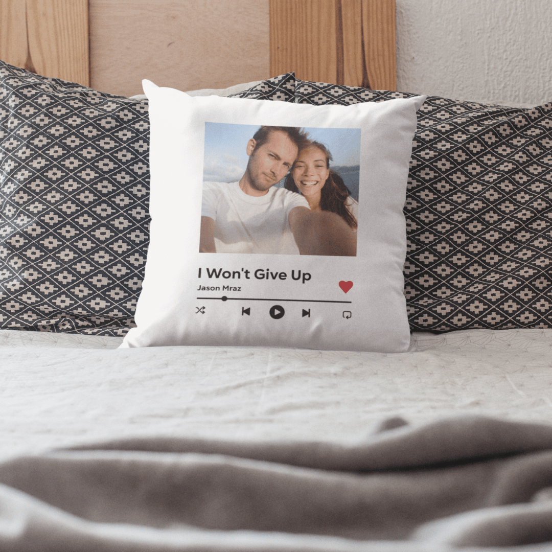 Tyynynpäällinen - Mediasoitin omalla kuvalla ja kappaleella